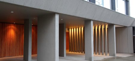 ALQUILER – Departamento de 2 dormitorios AMOBLADO, suite, cochera, baulera y una vista soñada al Beagle!