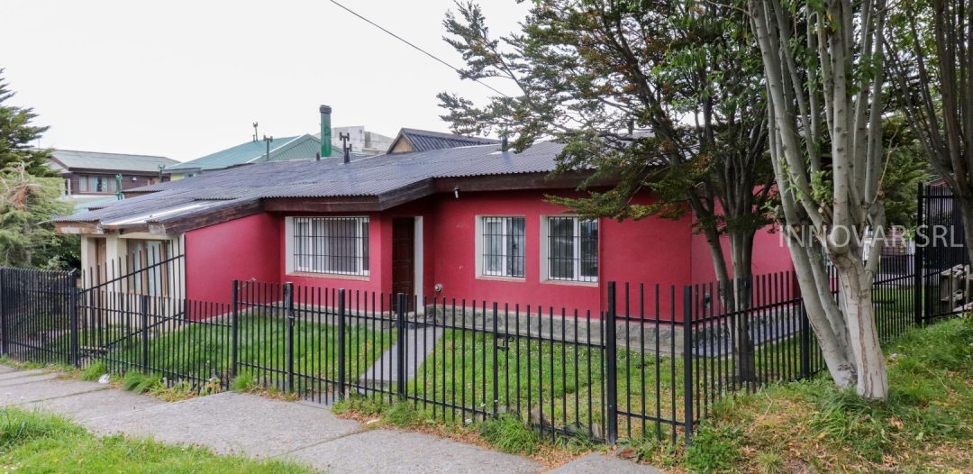 ALQUILER – CASA 3 DORMITORIOS – ZONA CENTRO