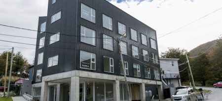 ALQUILER – Departamento DUPLEX de DOS dormitorios en Ed. Bellavista