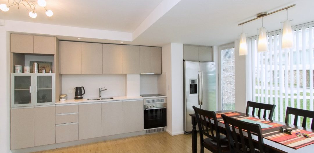 VENTA – Departamento AMOBLADO de DOS dormitorios en Ed. Bosque