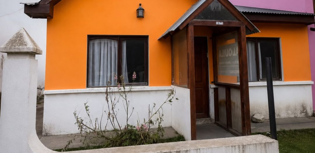 ALQUILER | CASA DE 2 HABITACIONES | B° CASAS DEL SUR